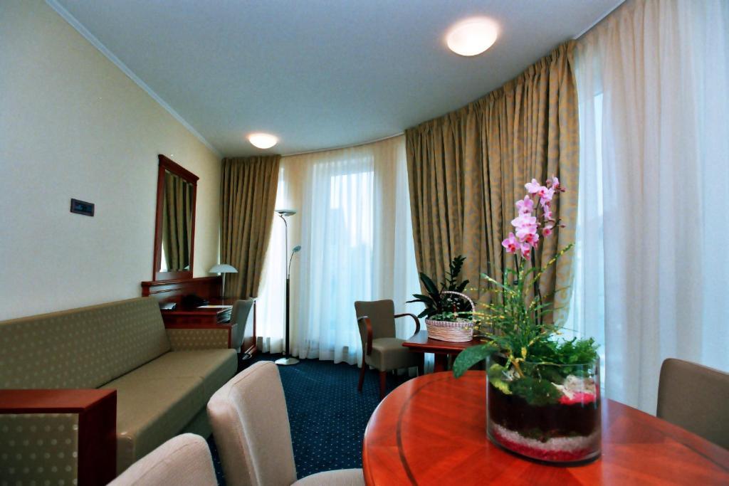 Hotel Savus Slavonski Brod Eksteriør bilde
