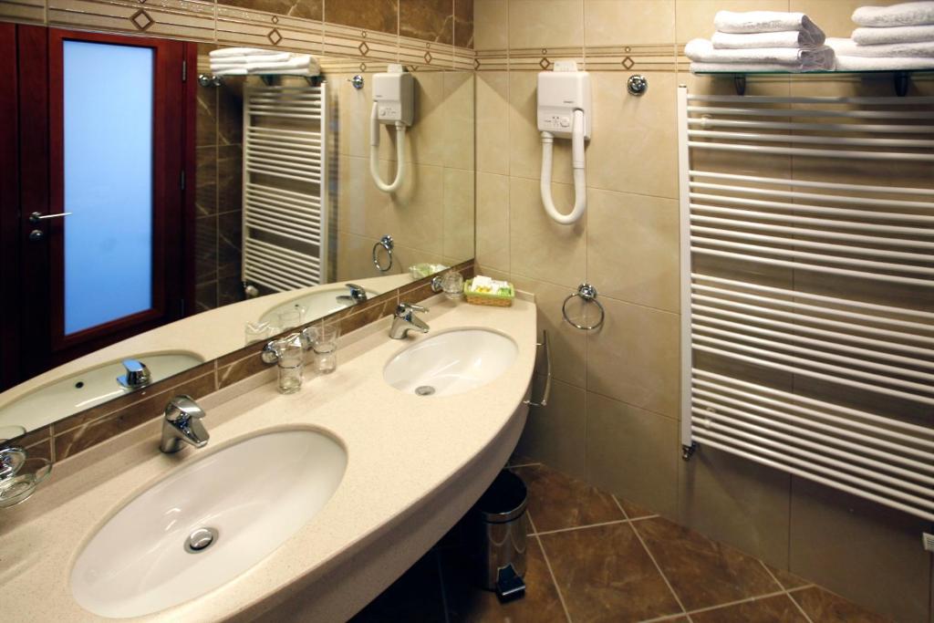 Hotel Savus Slavonski Brod Eksteriør bilde