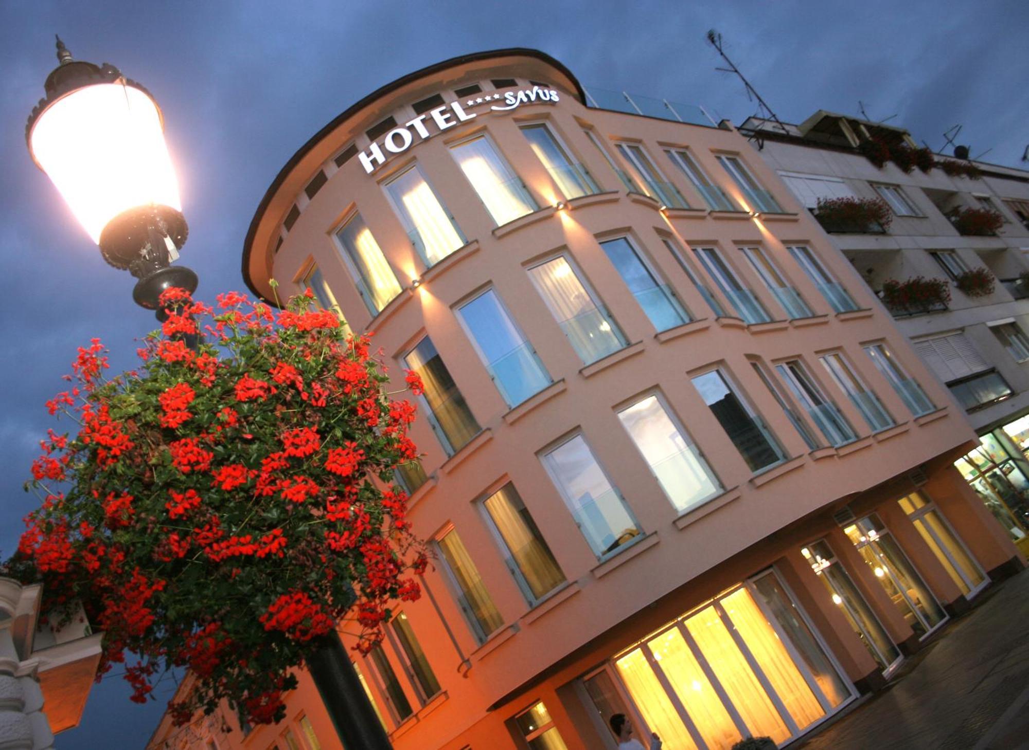 Hotel Savus Slavonski Brod Eksteriør bilde